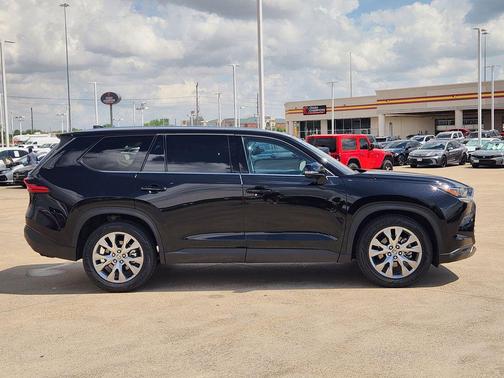 Midnight Black 2025 Toyota Grand Highlander Limited