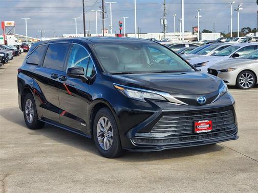 2021 Toyota Sienna LE
