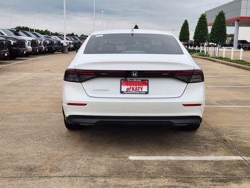 Platinum White Pearl 2023 Honda Accord EX