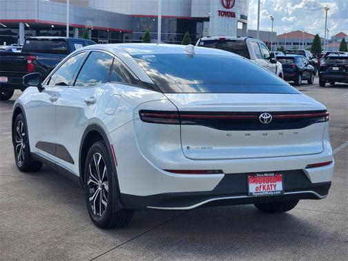 2024 Toyota Crown XLE