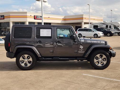 2017 Jeep Wrangler Unlimited Sahara