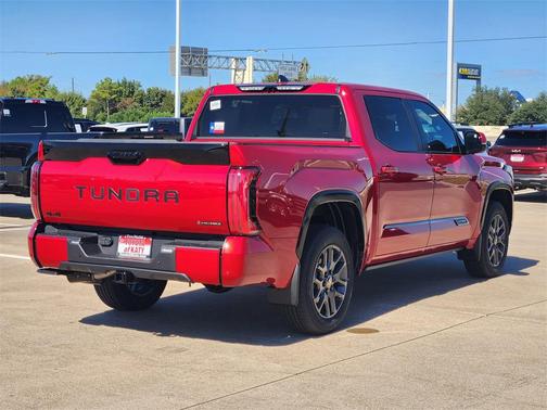 2026 Toyota Tundra Hybrid Platinum
