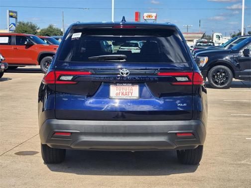 2025 Toyota Grand Highlander XLE