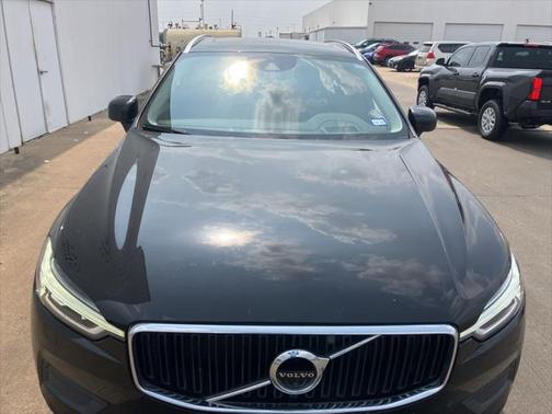 2019 Volvo XC60 T5 Momentum