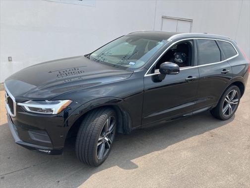 2019 Volvo XC60 T5 Momentum