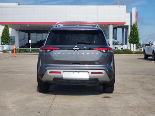 Gun Metallic 2023 Nissan Pathfinder SL FWD
