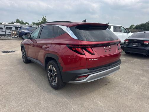 Ultimate Red 2025 Hyundai TUCSON SEL