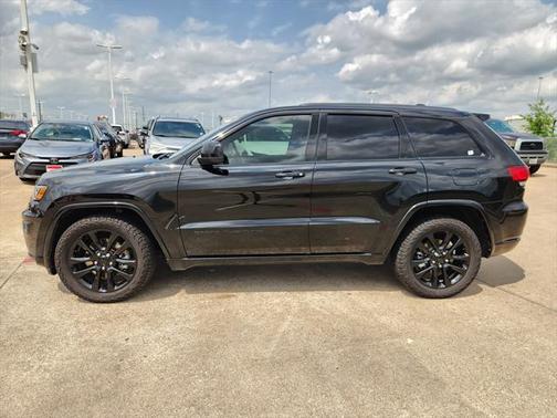2021 Jeep Grand Cherokee Laredo