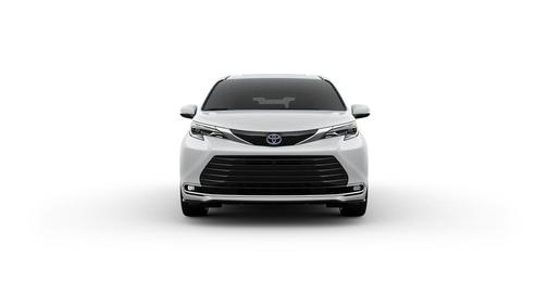 2025 Toyota Sienna Platinum
