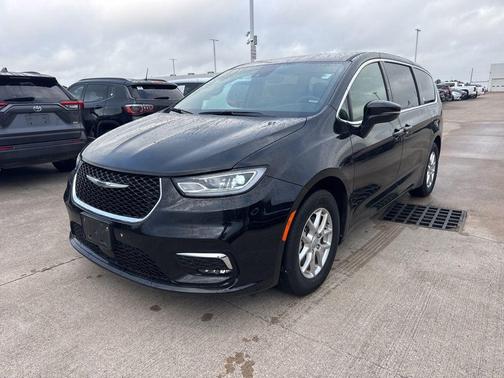 Diamond Black Crystal Pearlcoat 2025 Chrysler Pacifica L