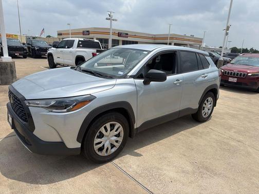Sonic Silver 2025 Toyota Corolla Cross L