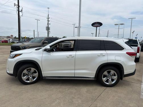 Blizzard Pearl 2019 Toyota Highlander Limited