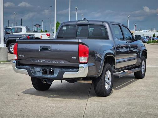 2017 Toyota Tacoma SR5