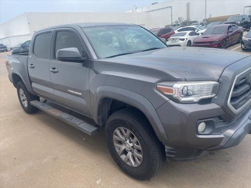 2017 Toyota Tacoma SR5