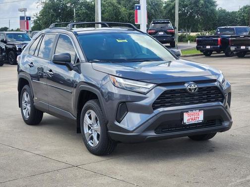 2025 Toyota RAV4 Hybrid LE