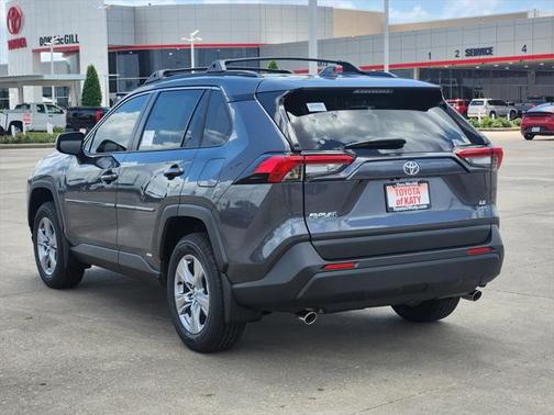 2025 Toyota RAV4 Hybrid LE