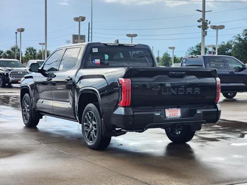 2025 Toyota Tundra Platinum