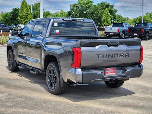 2025 Toyota Tundra SR5