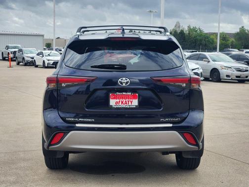 Blueprint 2024 Toyota Highlander Platinum