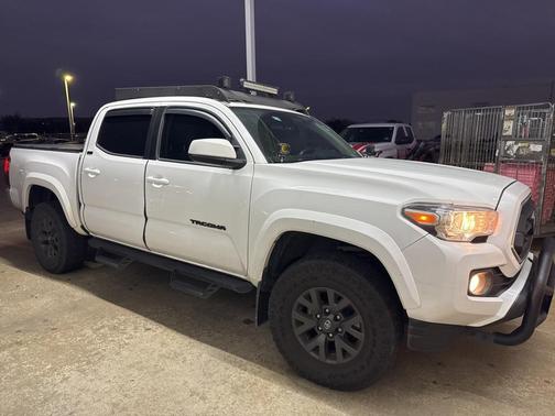 2023 Toyota Tacoma SR5