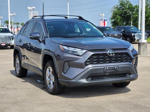 2023 Toyota RAV4 XLE