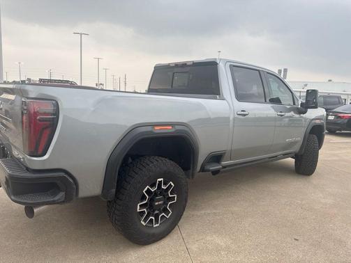 Sterling Metallic 2025 GMC Sierra 2500 AT4X