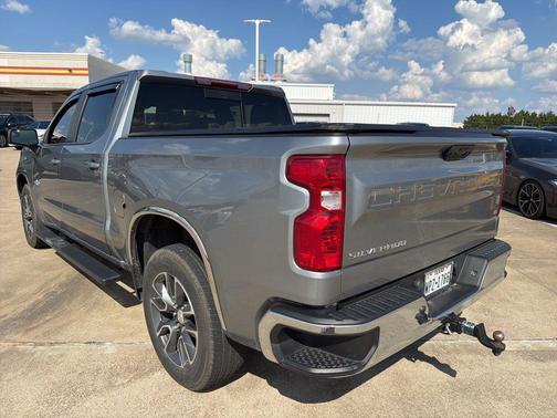 Sterling Gray Metallic 2023 Chevrolet Silverado 1500 LT