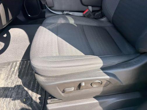 Sterling Gray Metallic 2023 Chevrolet Silverado 1500 LT