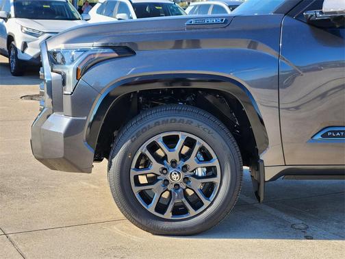2026 Toyota Tundra Hybrid Platinum