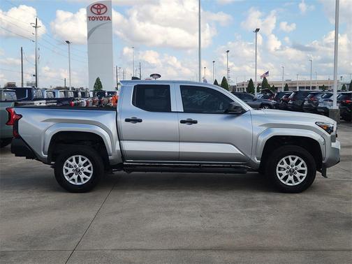 2025 Toyota Tacoma SR