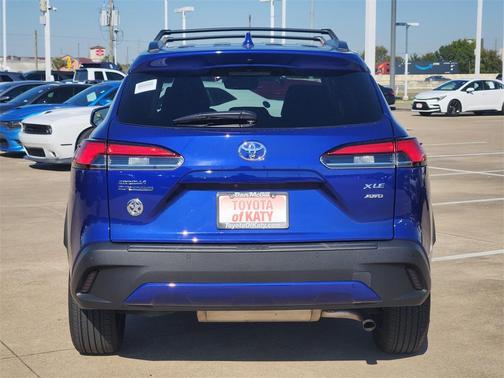 2024 Toyota Corolla Cross XLE