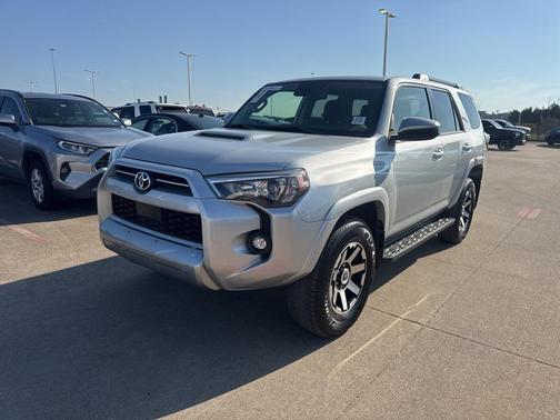 2024 Toyota 4Runner TRD Off Road