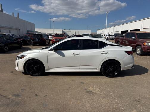 Aspen White Tricoat 2024 Nissan Sentra SR