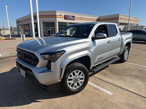 2025 Toyota Tacoma SR5