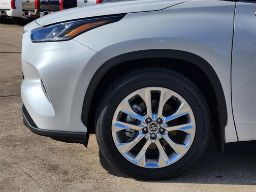 2026 Toyota Highlander Limited