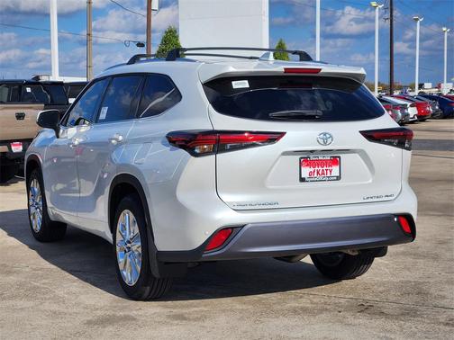 2026 Toyota Highlander Limited