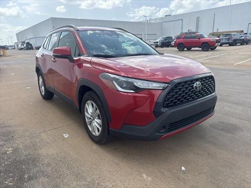 2024 Toyota Corolla Cross LE