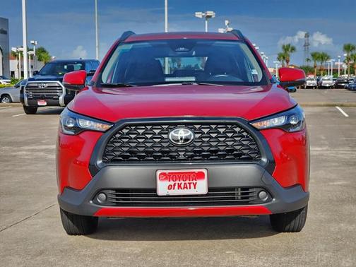 2024 Toyota Corolla Cross LE