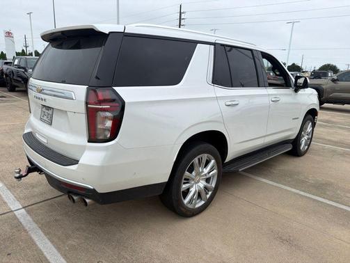 Iridescent Pearl Tricoat 2023 Chevrolet Tahoe 2WD High Country
