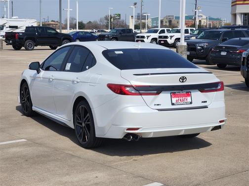 Wind Chill Pearl 2026 Toyota Camry XSE
