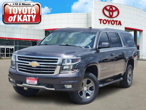 Tungsten Metallic 2017 Chevrolet Suburban LT