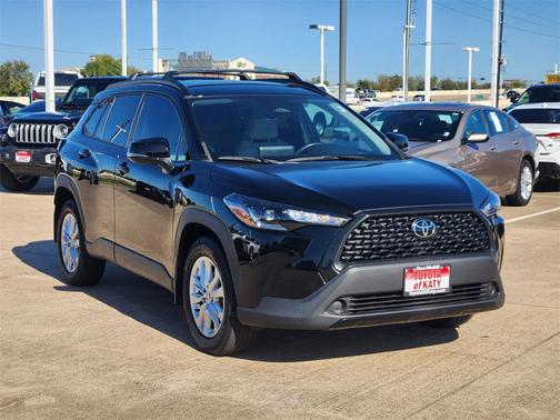 2023 Toyota Corolla Cross LE