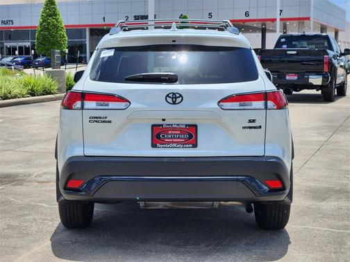 2024 Toyota Corolla Hybrid SE