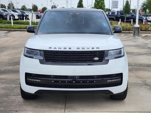2024 Land Rover Range Rover P530 SE