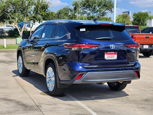 2025 Toyota Highlander Hybrid Limited