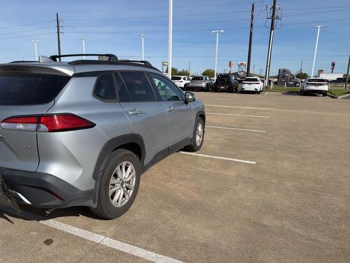 2023 Toyota Corolla Cross LE