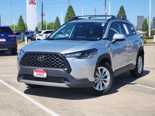 2023 Toyota Corolla Cross LE