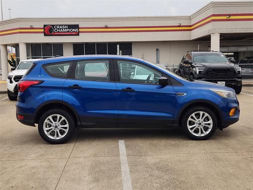 2019 Ford Escape S