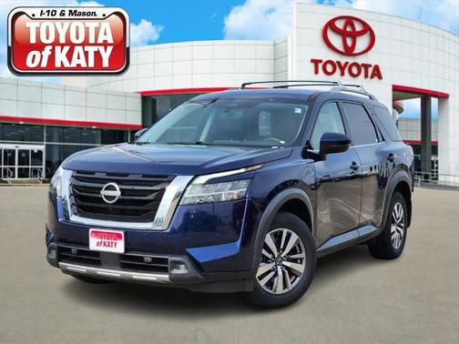 2022 Nissan Pathfinder SL 2WD