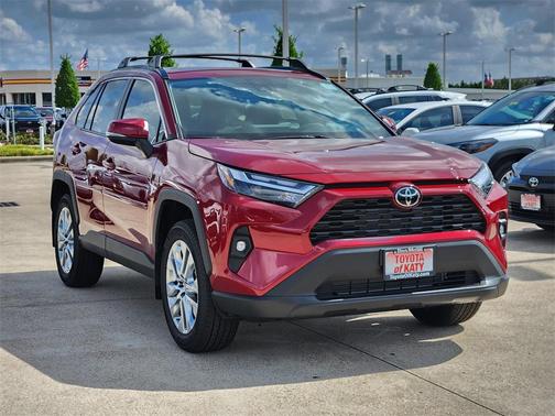 2025 Toyota RAV4 XLE Premium
